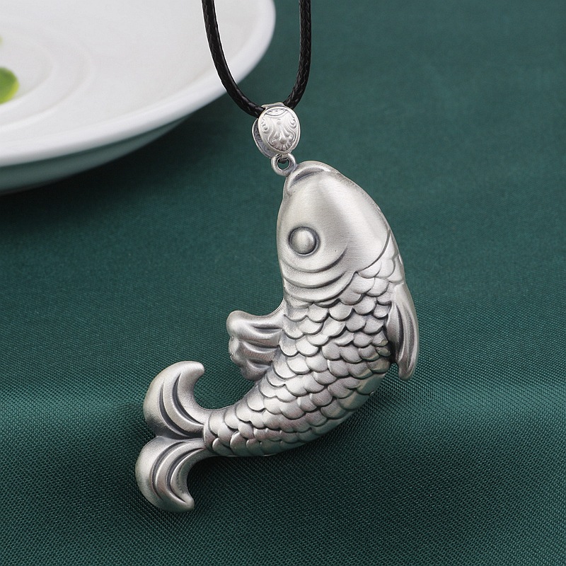 黑泰银饰批发 999足银小鱼吊坠女 复古哑光创意立体鲤鱼毛衣项坠