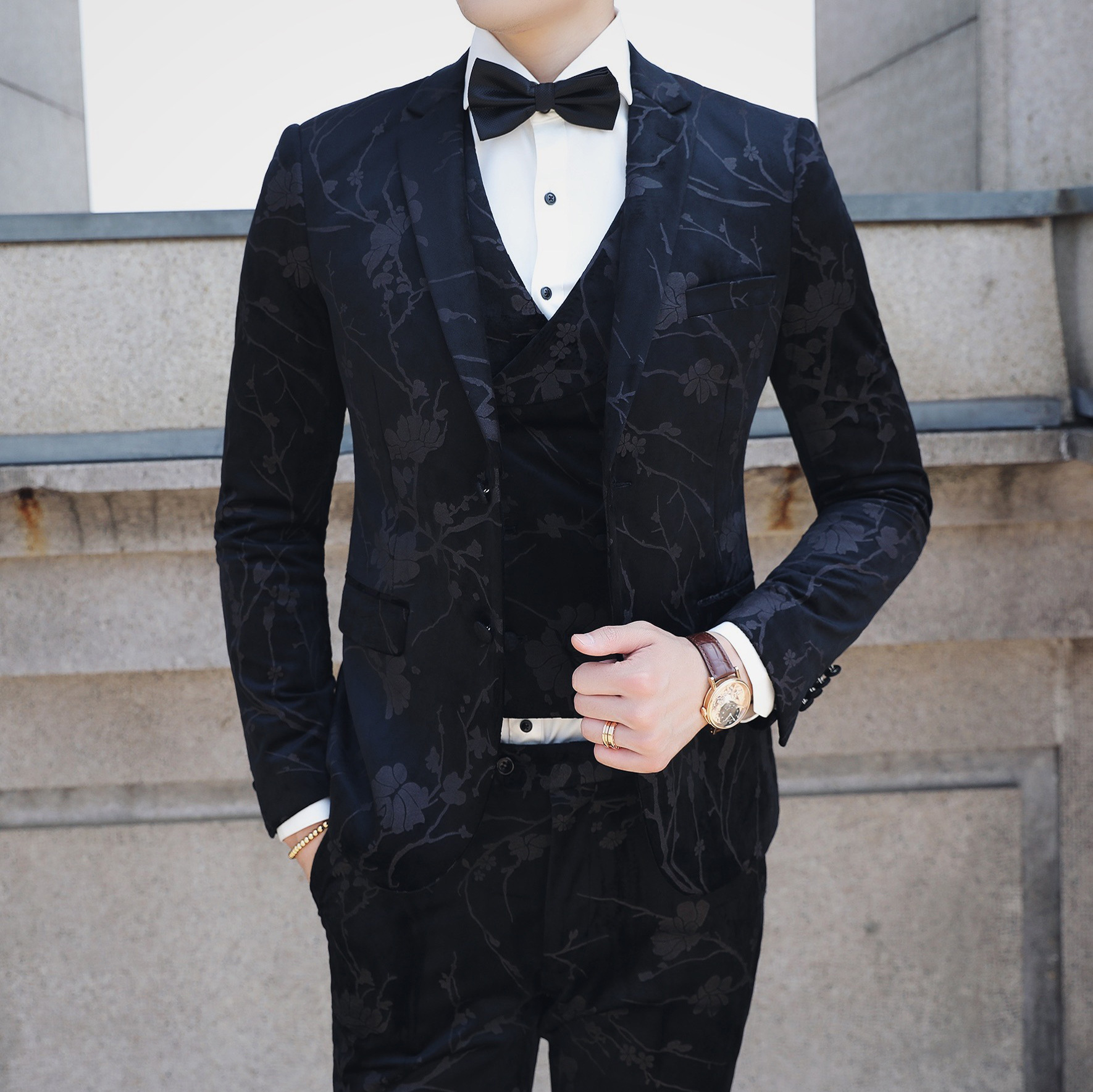 春季韩版修身男士西服套装印花丝绒西装三件套绅士宴会礼服主持人