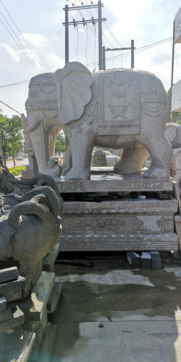 定制汉白玉花岗岩风水石雕大象门口招财如意石象摆件 招财石大象