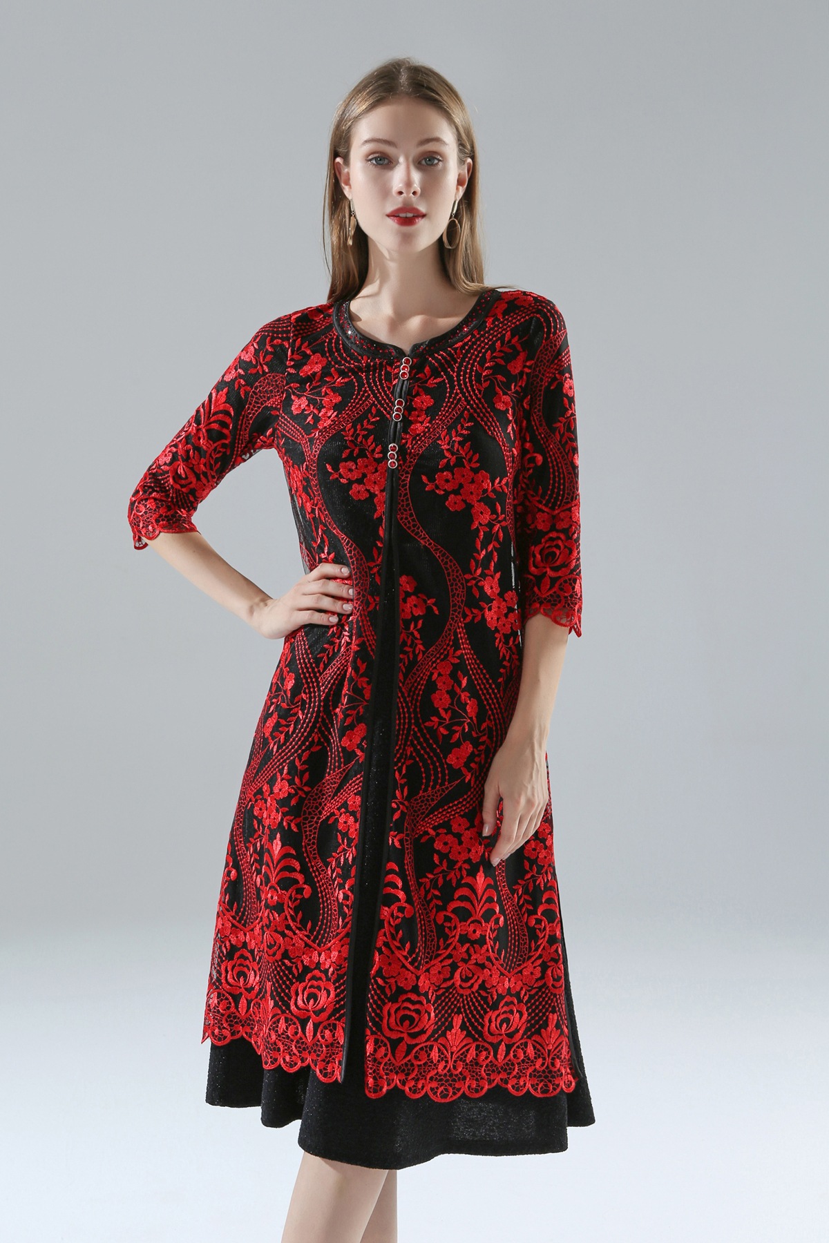 2019秋装新款时尚气质七分袖修身刺绣气质名媛显瘦假两件连衣裙