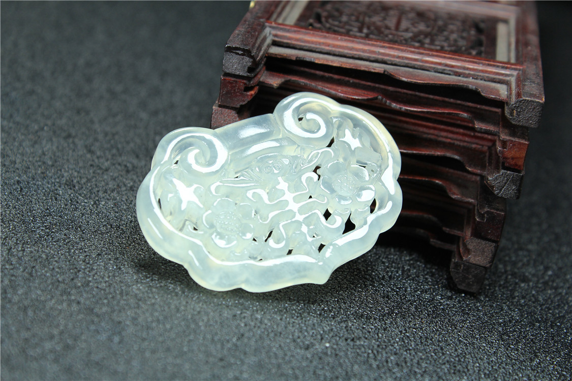 岫玉镂空长命富贵锁宝宝锁玉石吊坠挂件岫玉手工diy饰品配件