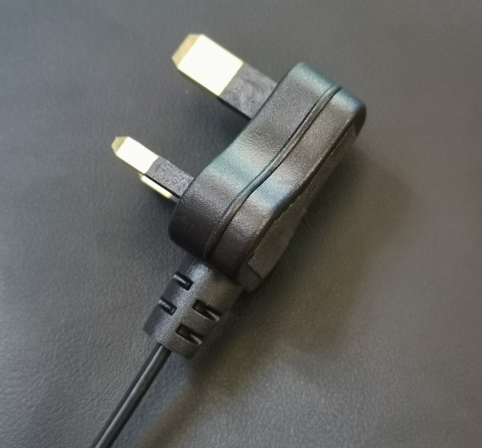 小英式插头3插英式电源线8字尾 英规8字尾电源线 vde小英规八字尾