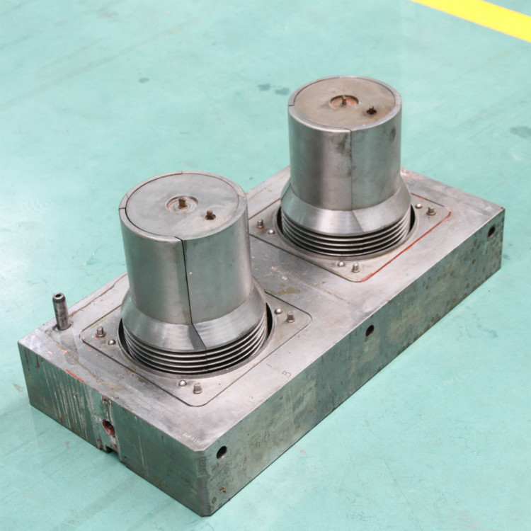 河南森源模具厂家高压电气触头盒环氧树脂apg注射模具