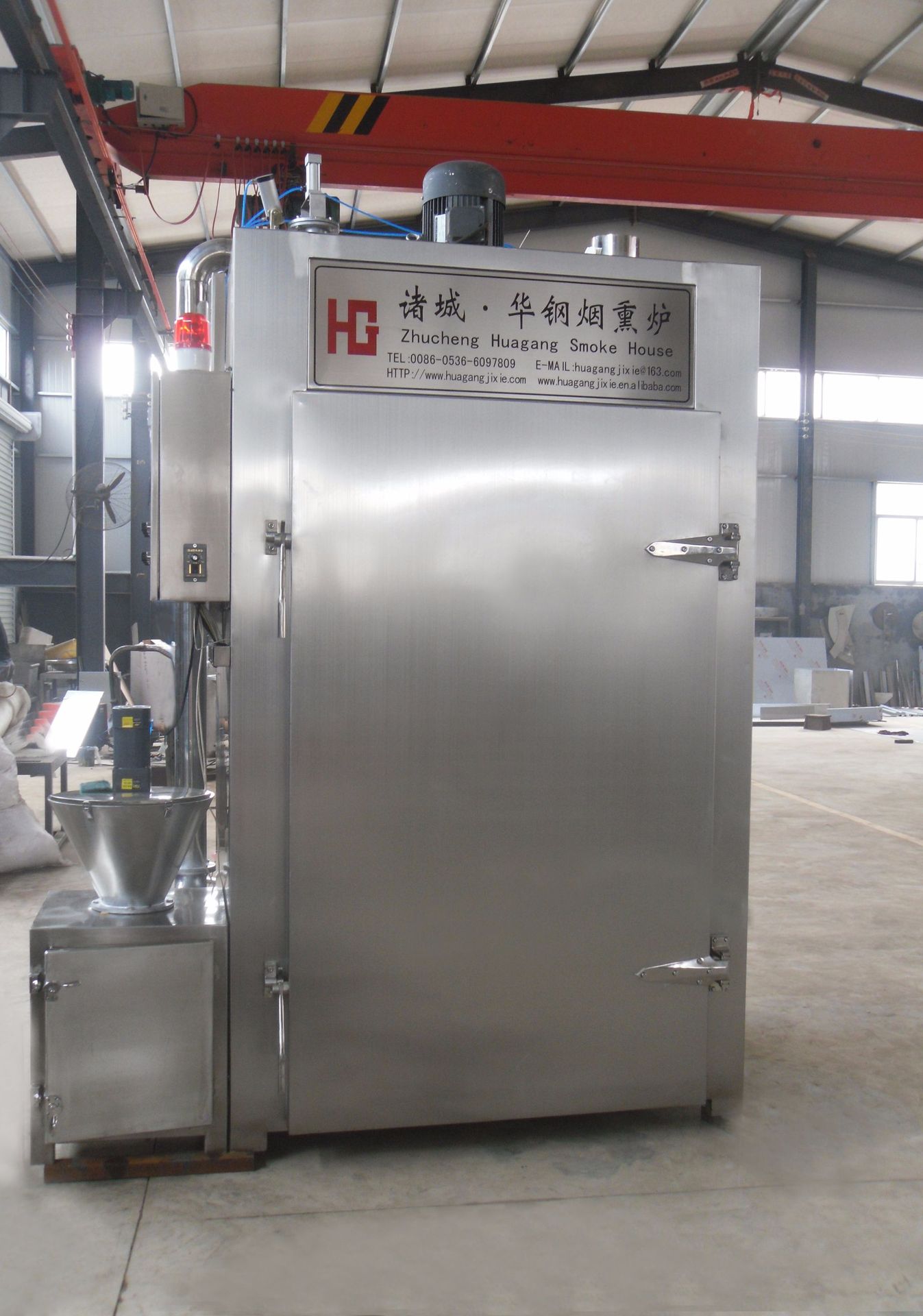 厂家特价销售多功能烟熏腊肉机,熏腊肉专用设备,烘烤烟熏机