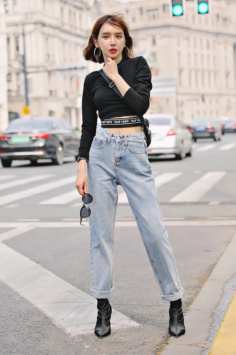 男友风宽松显瘦直筒牛仔裤女春夏季2020新款高腰阔腿卷边牛仔长裤