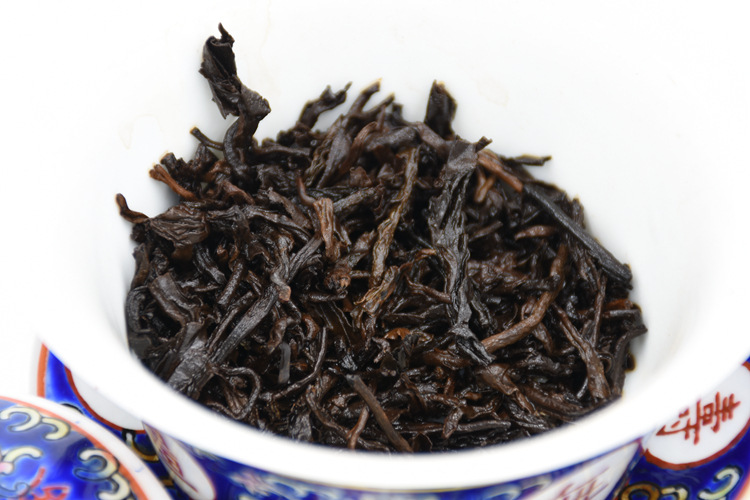 云南普洱茶 熟茶 勐海味 特级熟茶 2015年陈年普洱 金豪茶叶批发