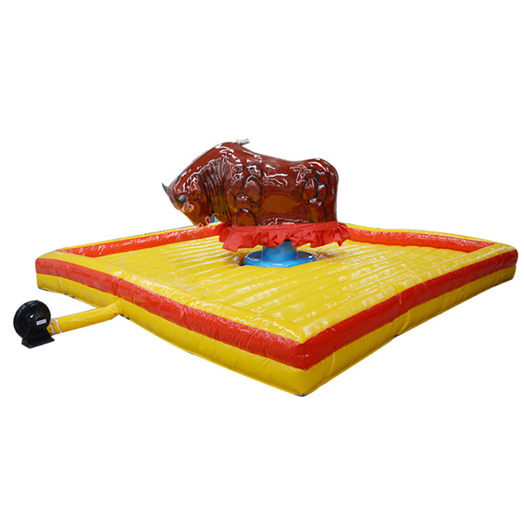 新型室内外赶庙会流动经营斗牛机疯狂骑牛机年轻人挑战游乐设备