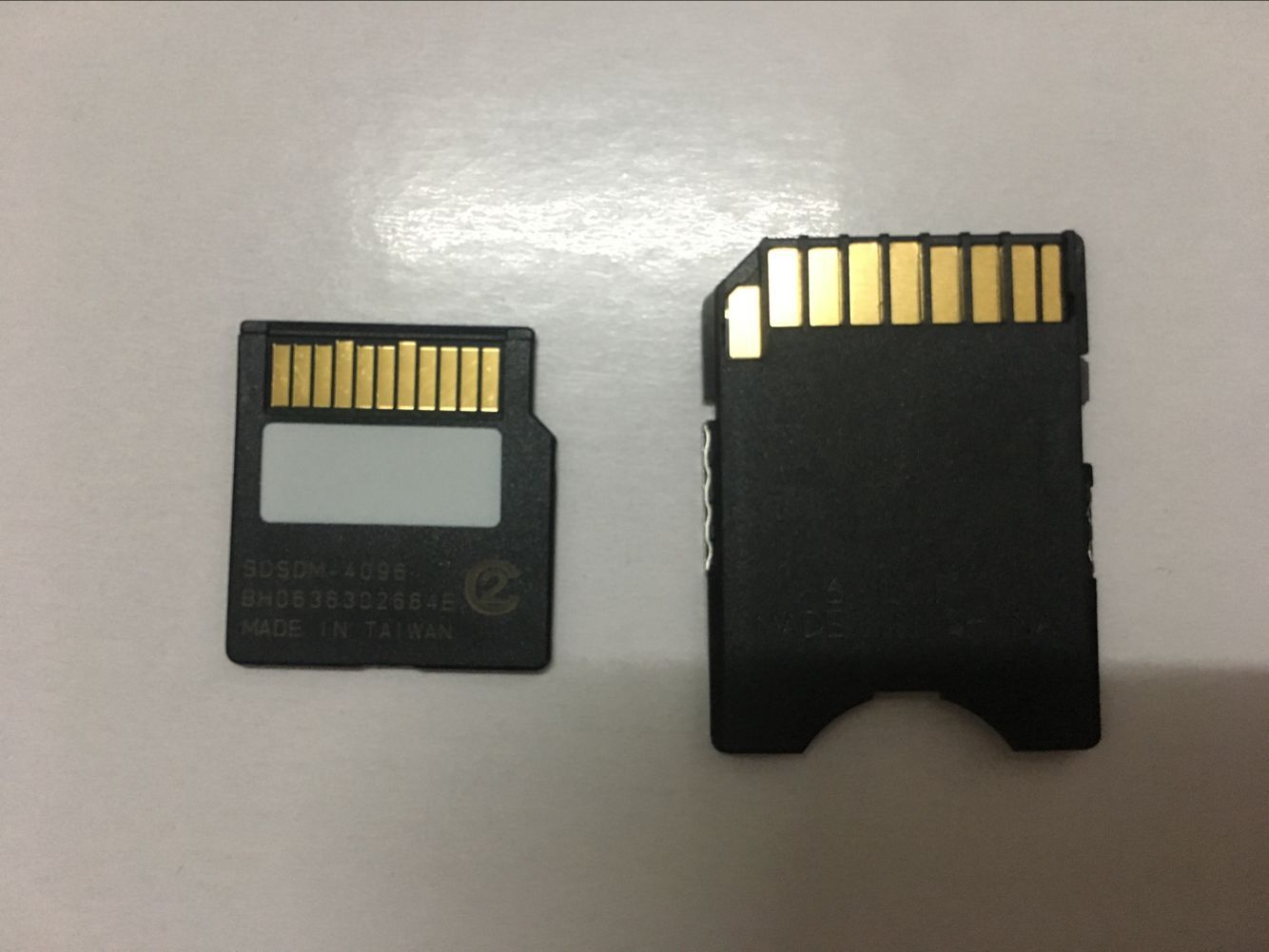 批发minisd卡 4g 老款手机dv hv30内存卡mini 4gb n70迷你sd原装