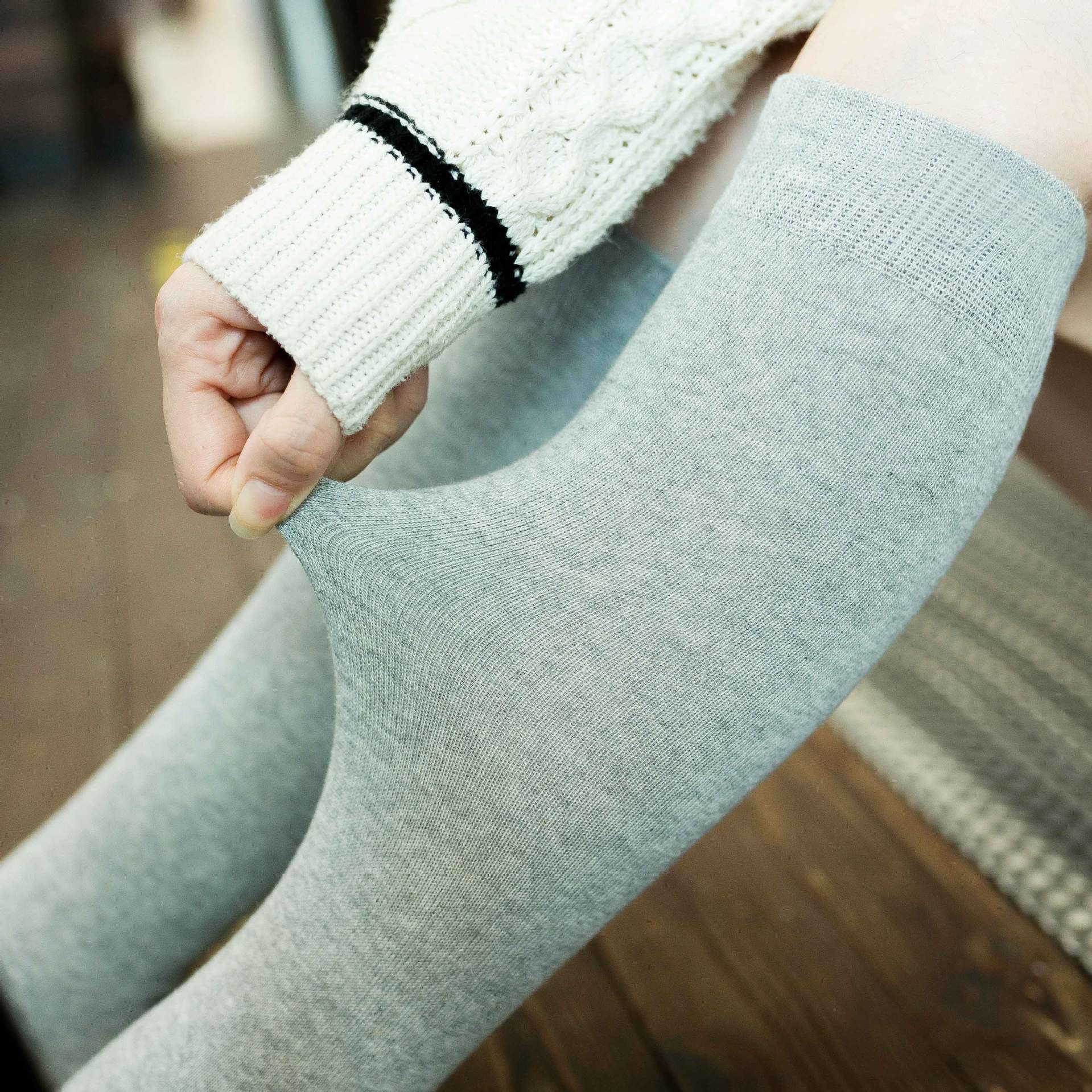 小腿袜过膝长筒黑袜子女秋冬中筒袜及膝长袜日系jk高筒潮ins纯色