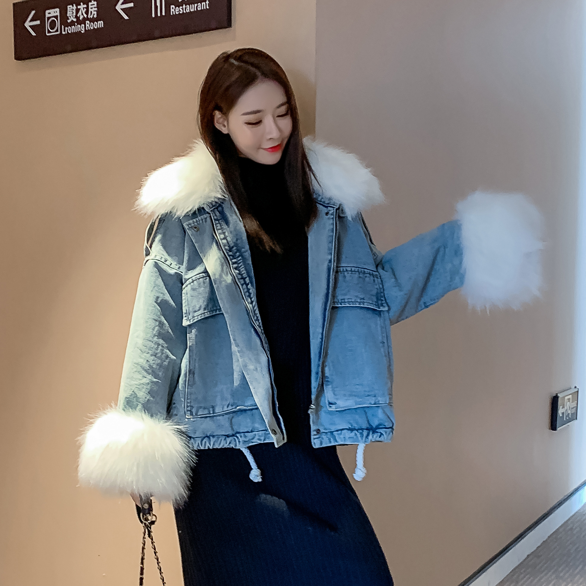 实拍2020冬装韩版宽松加厚毛绒内胆大毛领牛仔派克服女棉衣短外套