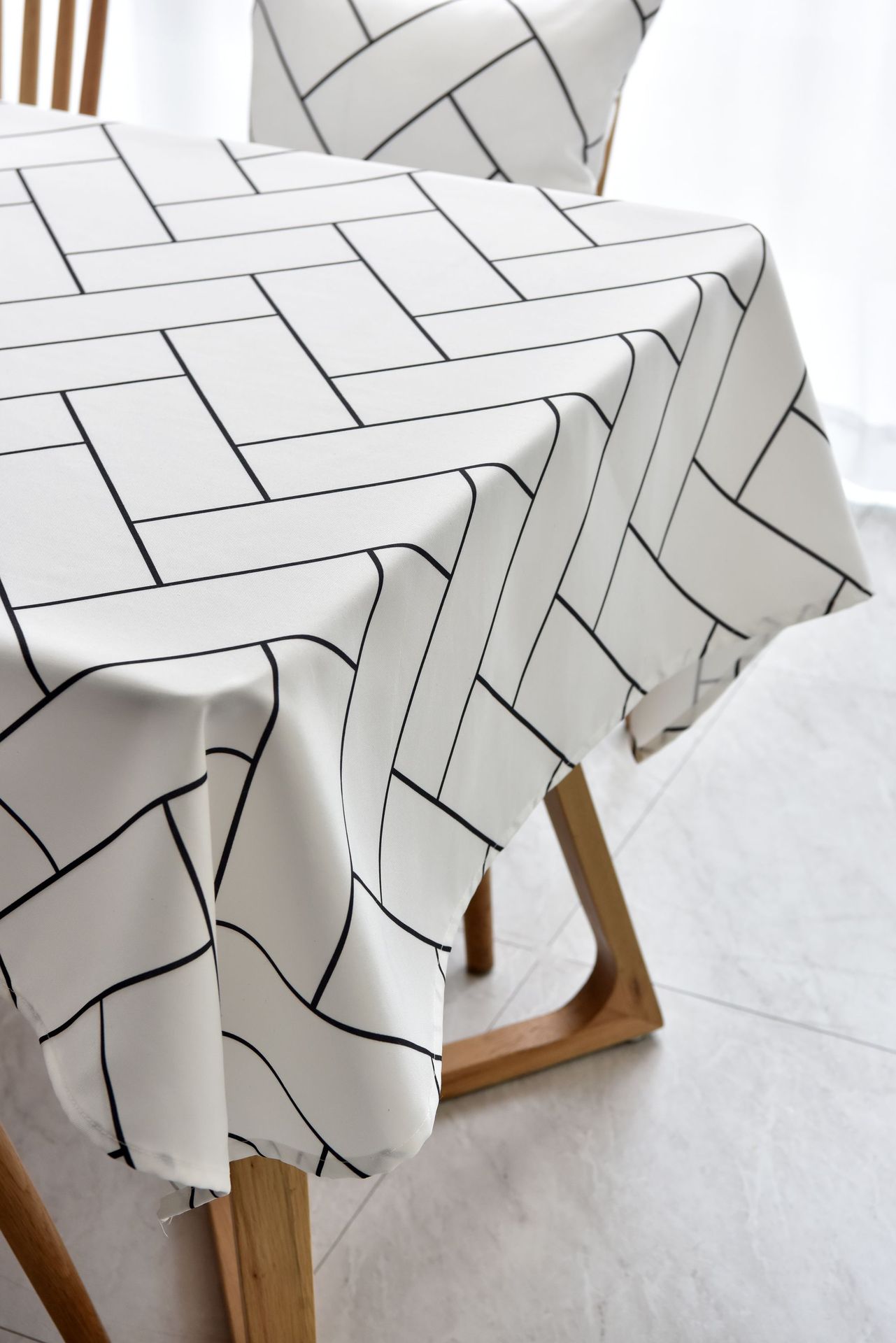 网红防水格子桌布tpu一件代发免洗防油防烫防水台布家用北欧风