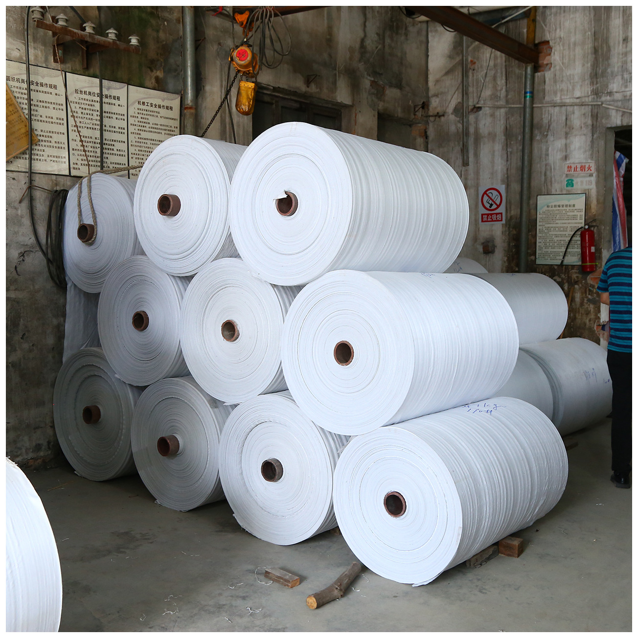 供应直销 半透增白编织筒料 圆筒编织袋卷筒料 半成品圆筒料厂家