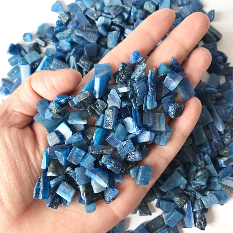 天然蓝晶石碎石摆件莫桑比克蓝晶裸石原石鱼缸花盆造景石园艺装饰