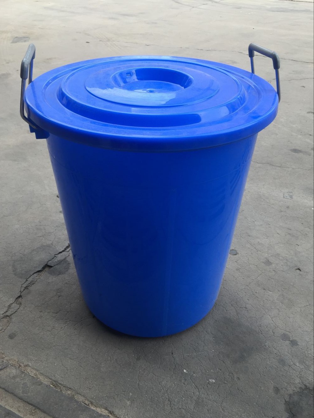 供应60升水桶 60升塑料水桶批发