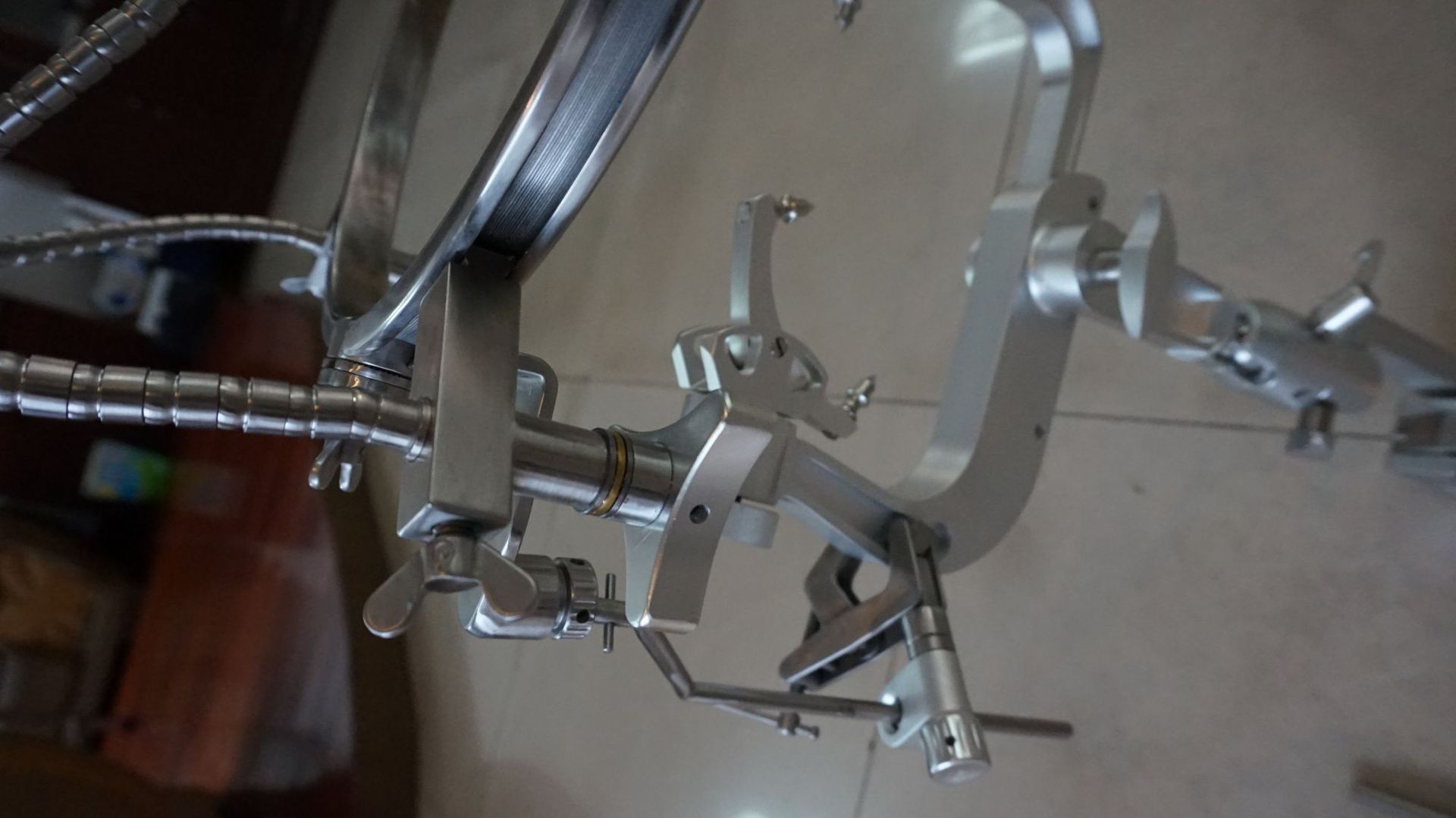 手术头架 三顶头架 颅脑头托架 颅脑固定夹 颅脑固定装置