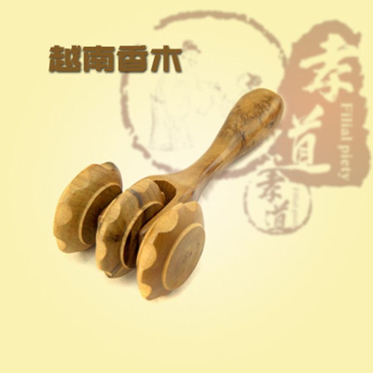 New Sandalwood Curved Handle Massage Roller Solid Wood Small Four-Wheel Roller Back Triangle Scrapping Plate Massager