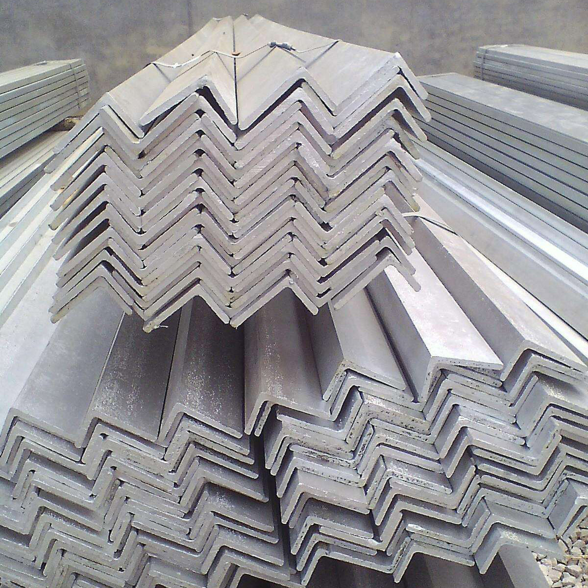 等边角钢303角钢404角钢热镀锌角钢504货架角铁