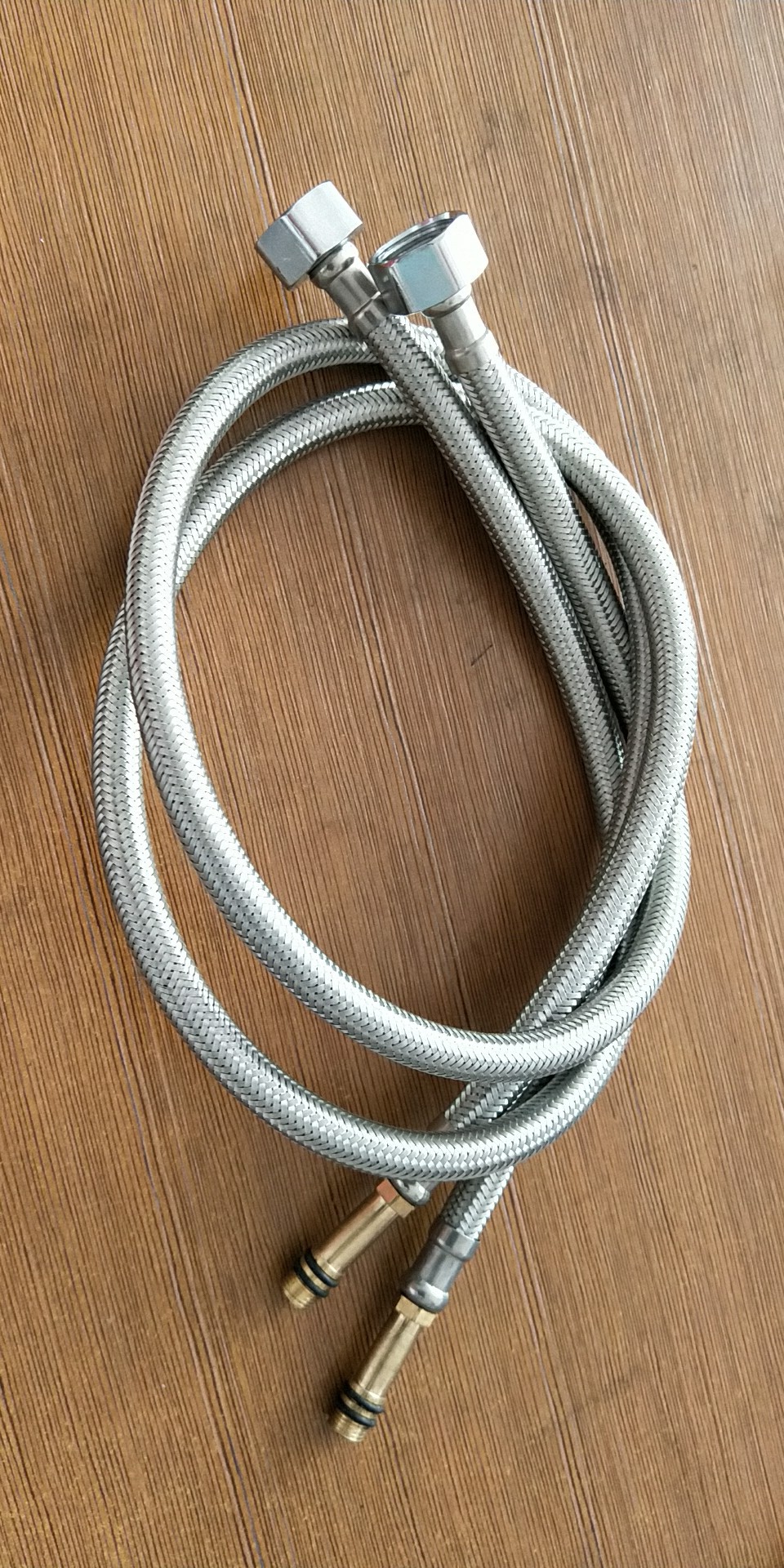 大量供应304不锈钢编织软管 防爆 冷热水龙头进水单头尖头软管