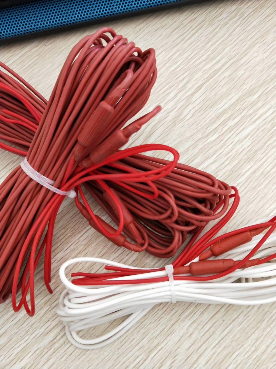 电地暖碳纤维发热电缆自装电热线控温线加热带电热丝220v