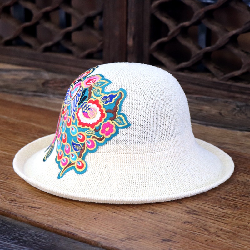 新款四季民族风刺绣花圆顶孔雀帽子遮阳帽百搭女士太阳防晒盆帽