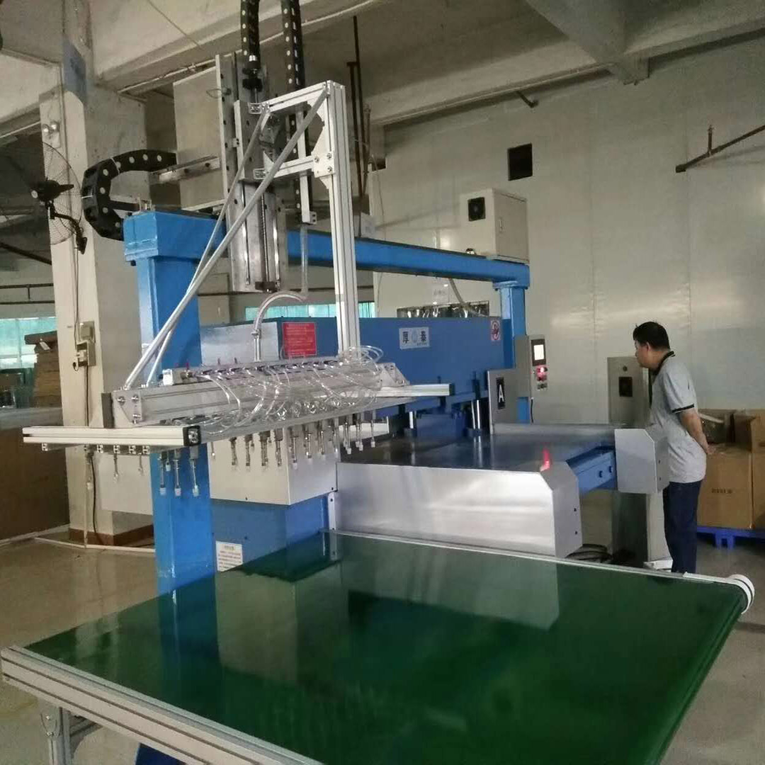 厚泰机械精密四柱自动油压裁断机【加装吸盘机械手】hta-9100t