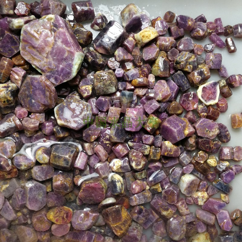 天然紫色宝石原石 100克价紫刚玉单晶体原石标本约5~25毫米