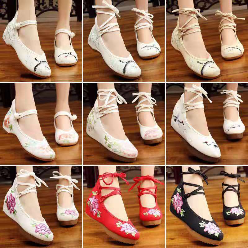儿童新款绣花鞋芭蕾舞鞋配旗袍古装老北京布鞋女童软底练功猫爪鞋