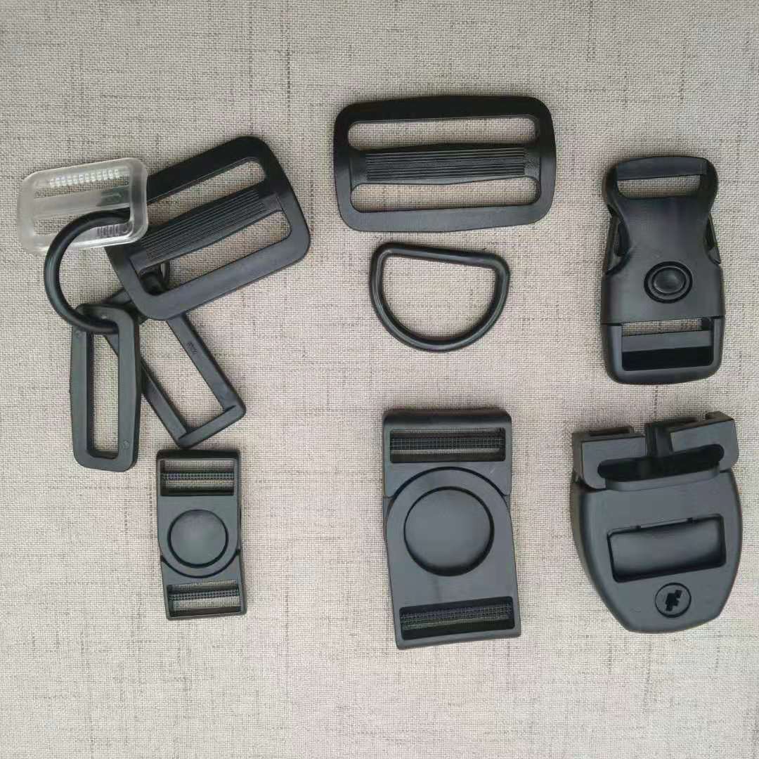 厂家直销 塑料卡扣 箱包止滑扣 可活动插扣 塑料插扣 书包扣32mm