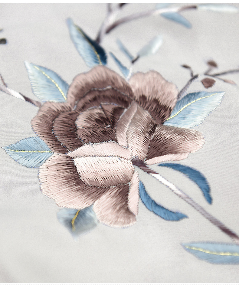 新款苏绣纯手工刺绣双层真丝披肩女喜庆牡丹花大气