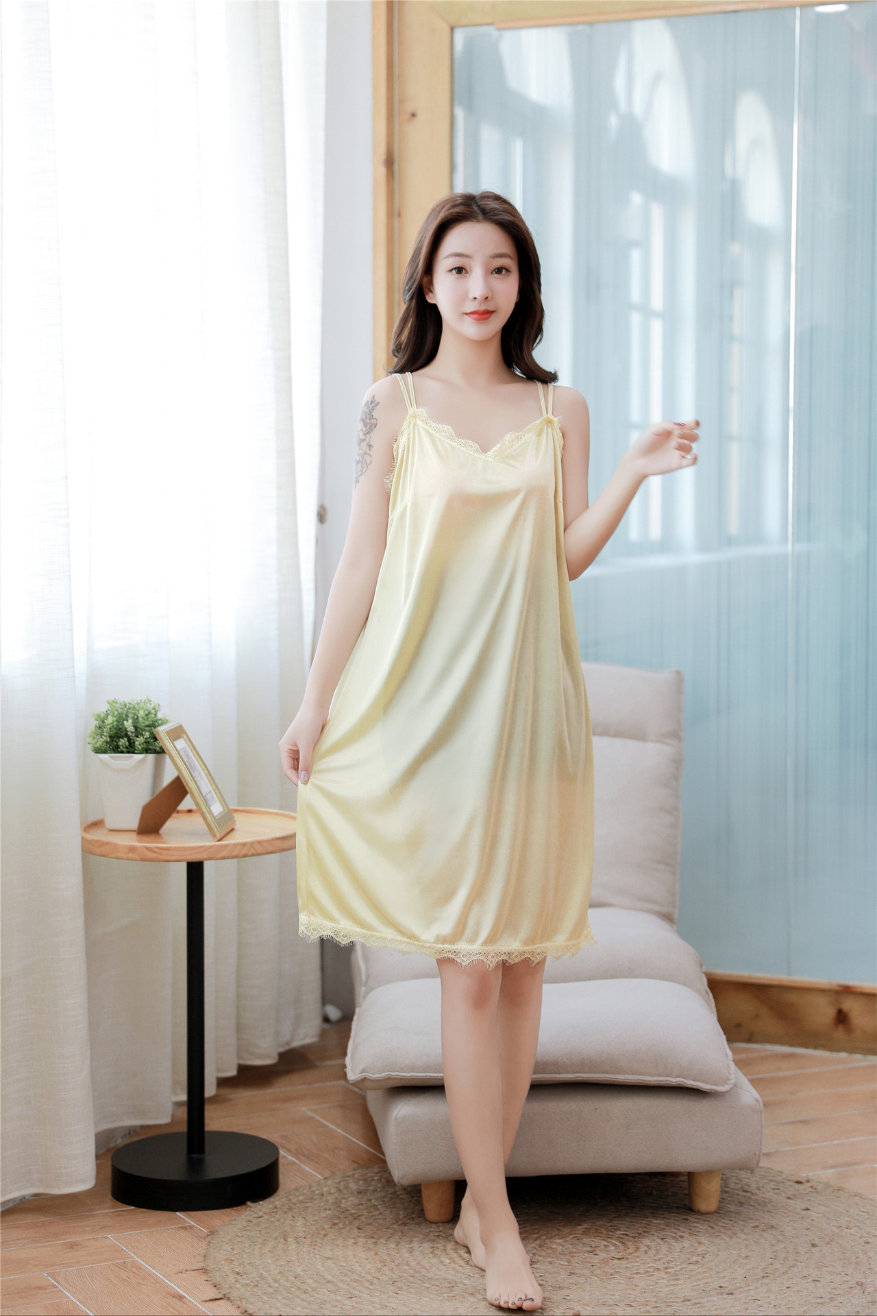 睡衣女夏季性感吊带裙 女士短袖冰丝丝绸后背交叉单件吊带睡裙