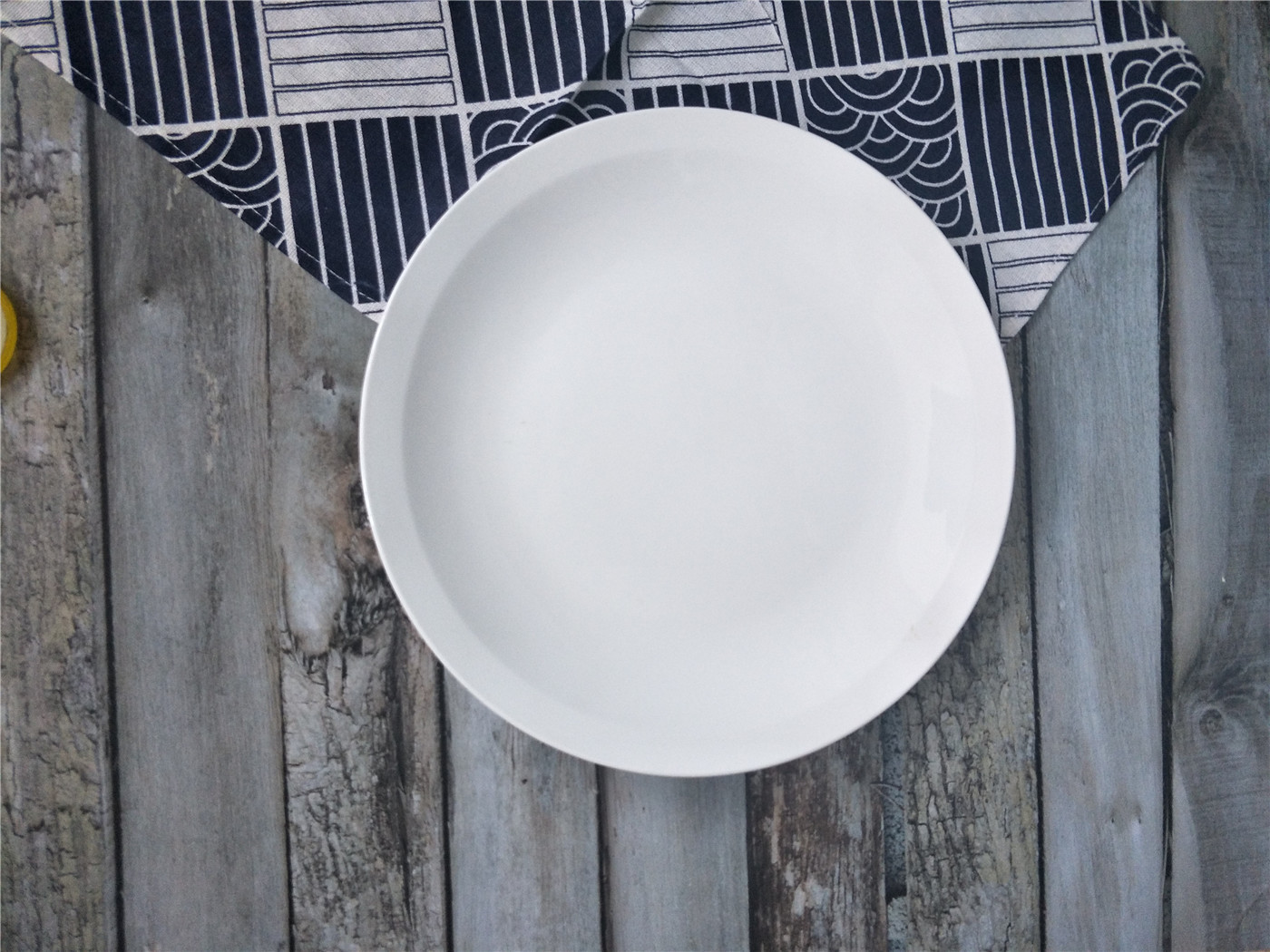 陶瓷圆盘 白色菜盘饭盘酒店餐具家用陶瓷盘子 镁质强化瓷定做logo