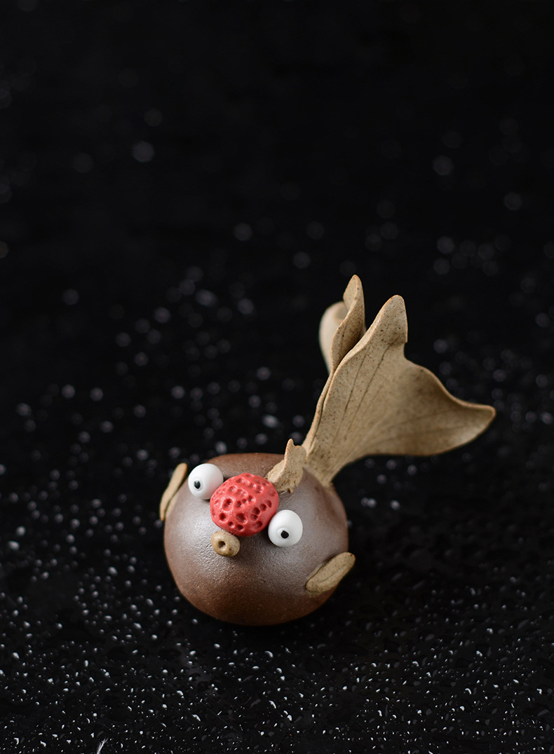 功夫茶具陶瓷鱼金鱼小鱼茶宠小摆件茶宝可养茶玩茶虫茶台茶盘摆设