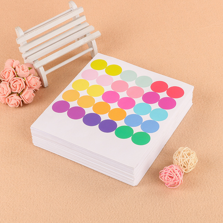 厂家制作纯色不干胶标签铜版纸圆形封口贴商标贴纸