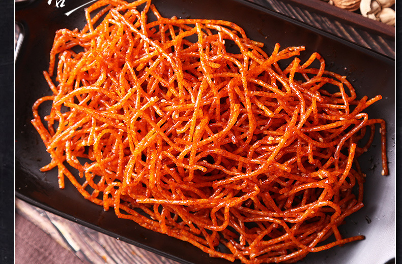 湖南特产网红辣丝抖音面筋辣条小吃怀旧儿时重庆麻辣地摊零食批发