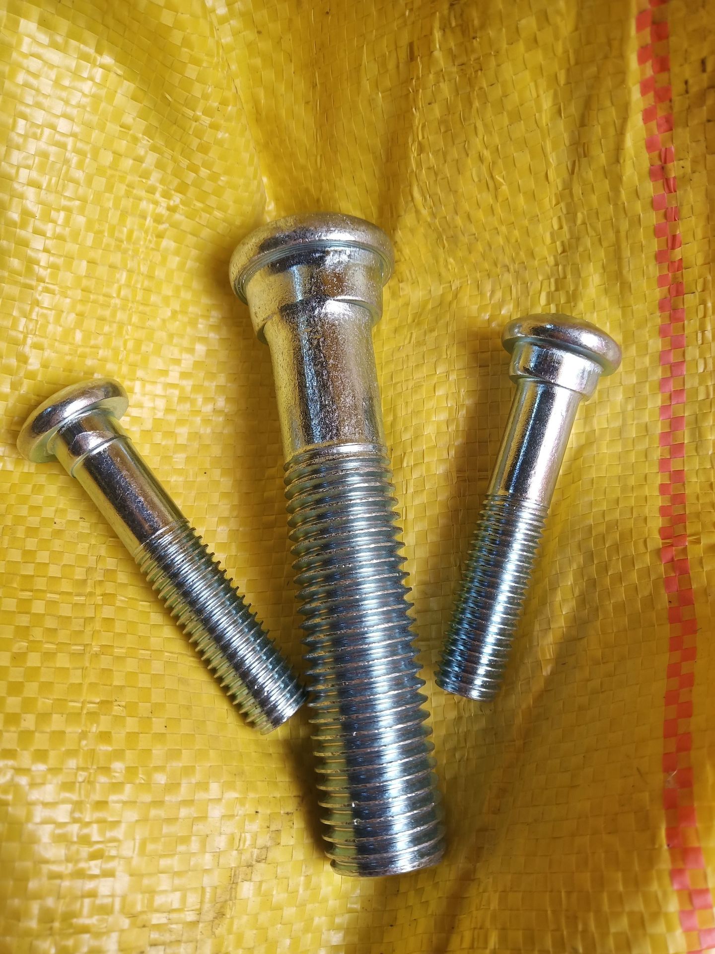 厂家直销消防管道专用螺栓 沟槽管卡专用鱼尾螺栓