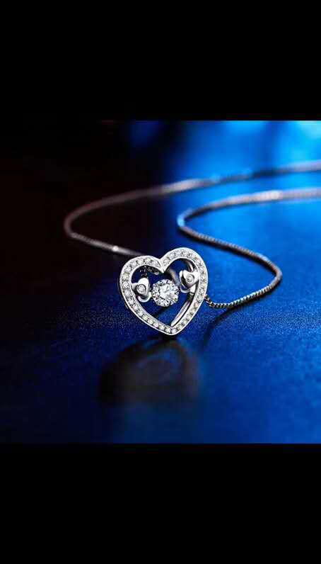 潮流新款爆款爱心项链 灵动闪耀 跳动的心锁骨链 时尚百搭情人节