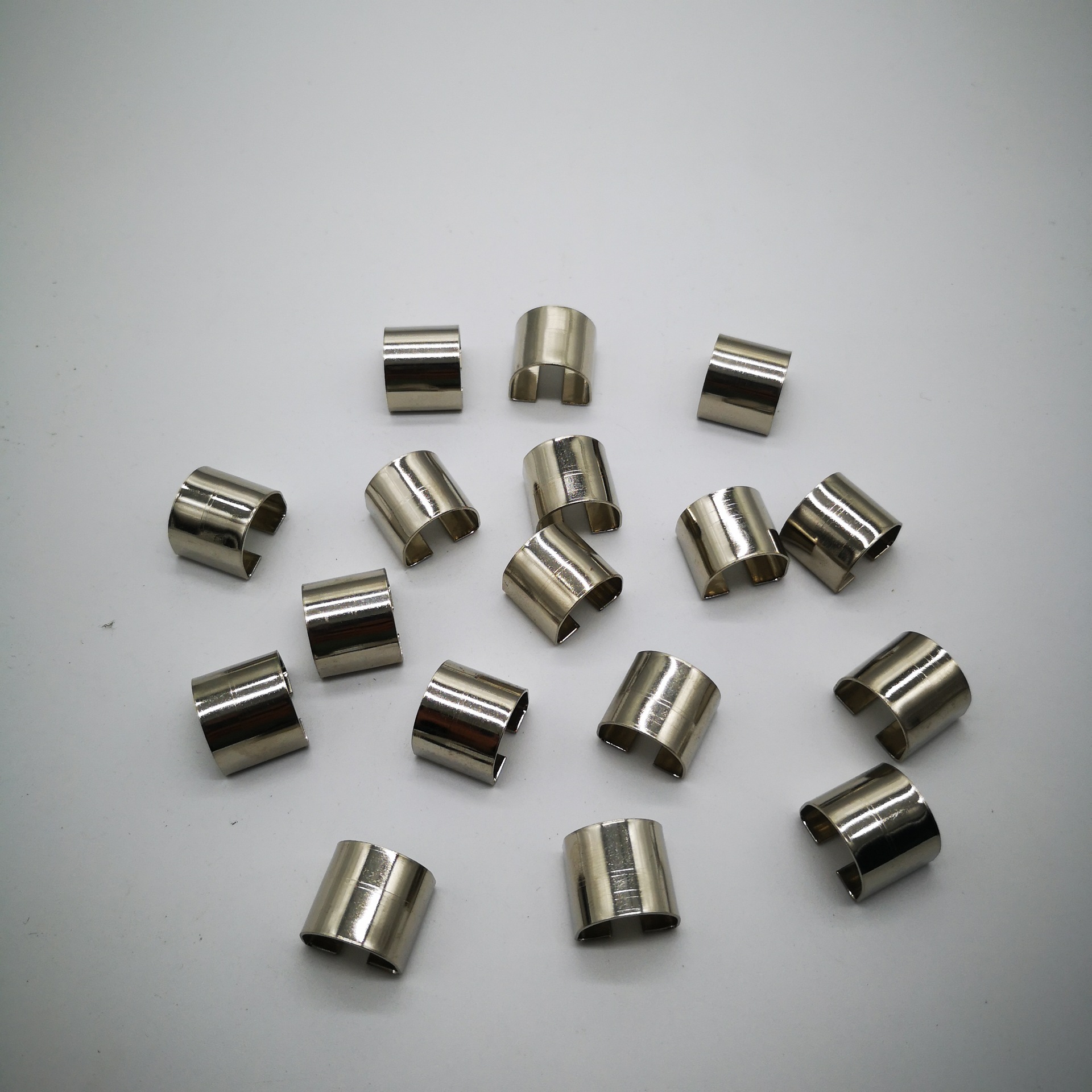 厂家定制五金弹簧片铍铜导电弹片锰钢高弹不锈钢片镀锌钢板弹簧片