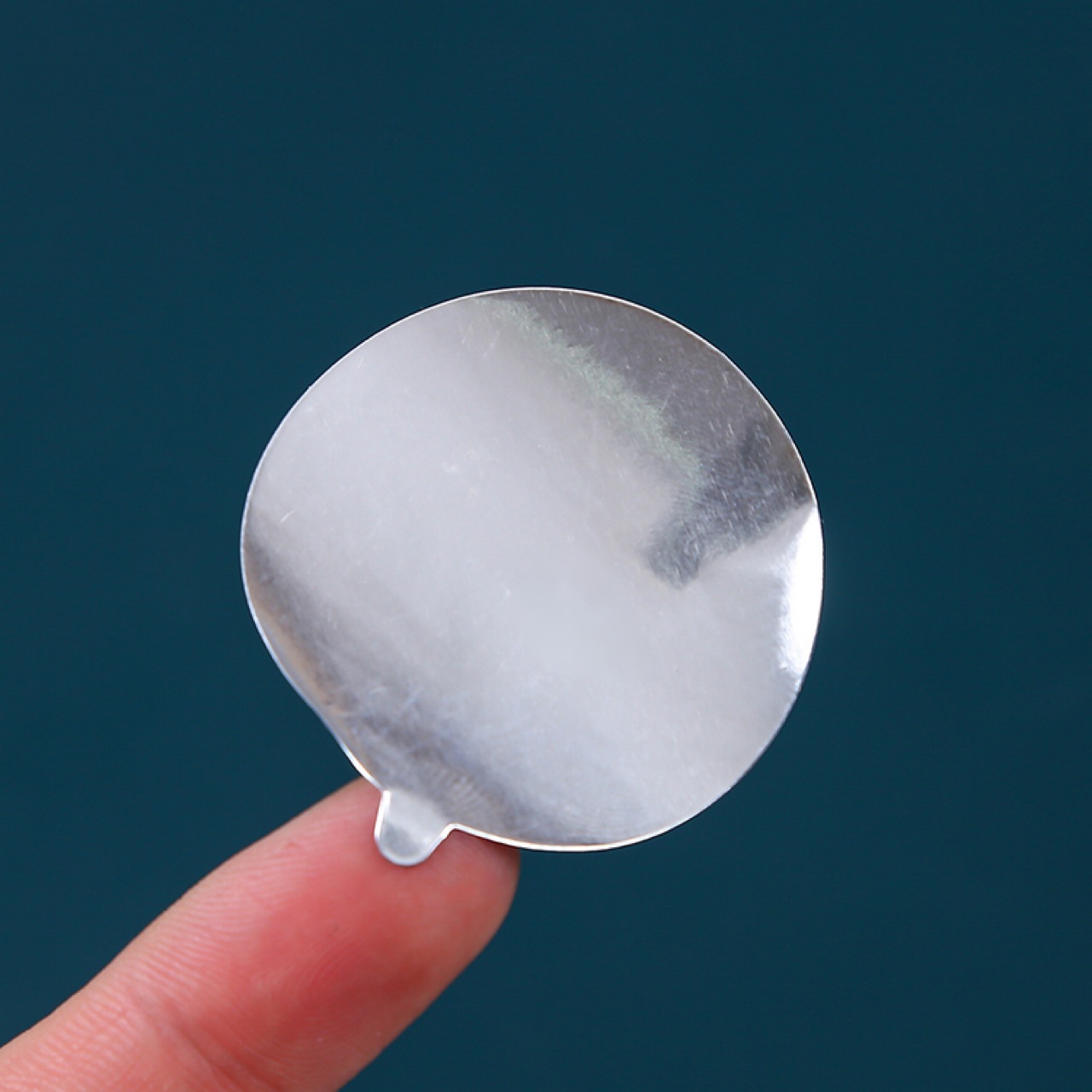 厂家定做食品级化妆品软管封口贴铝箔封口膜牙膏乳液洗面奶铝箔贴