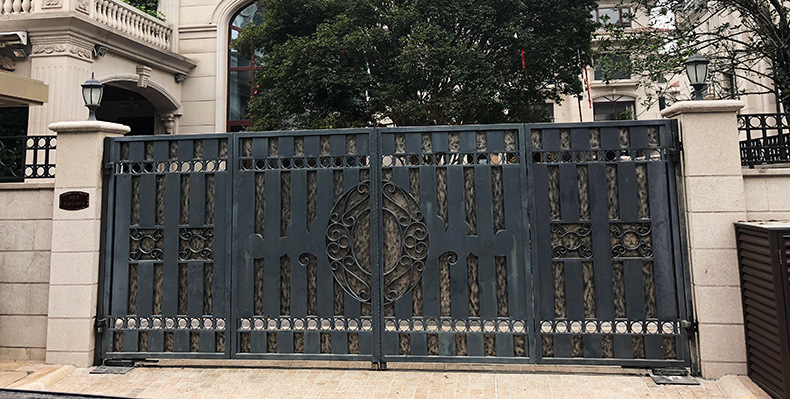 欧式别墅防盗大门 户外热镀锌铁艺封板门 佛山豪华庭院铁艺大门