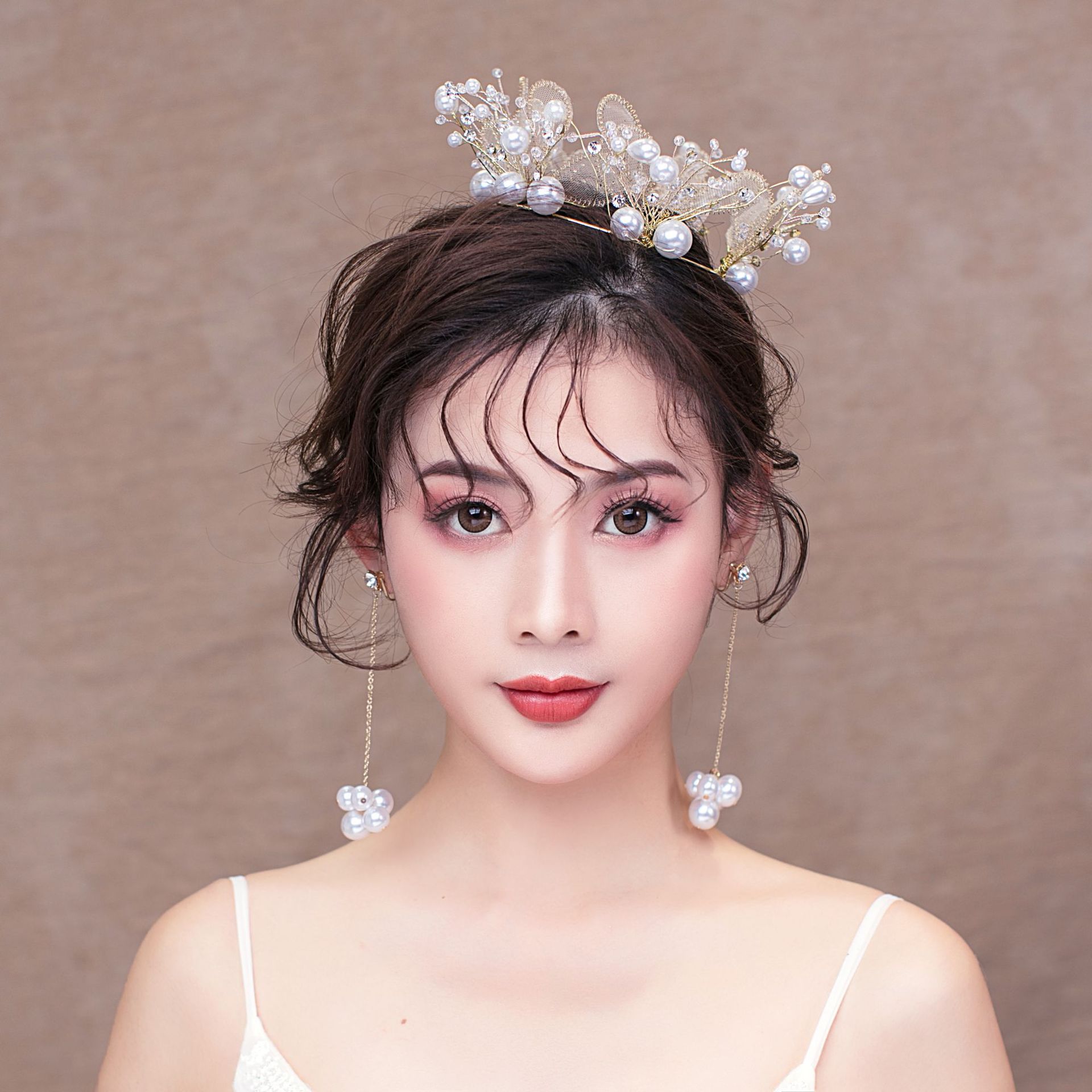 新款韩式新娘头饰手工珍珠皇冠耳环套装婚纱公主礼服发饰婚礼配饰