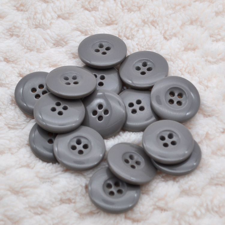 树脂四眼扣米黄灰色圆边装饰扣服装辅料纽扣现货szsyk0158