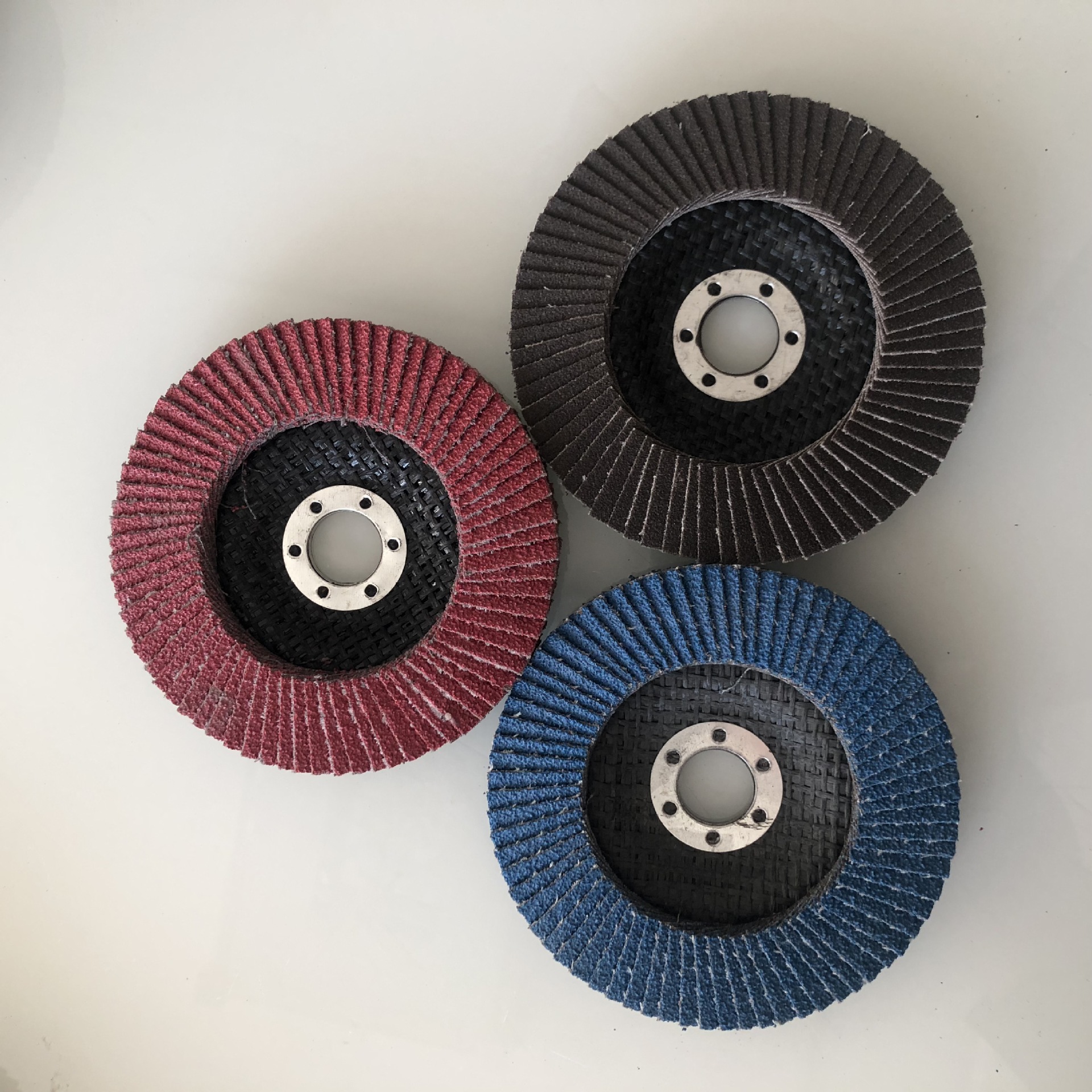 厂家生产90网盖煅烧百叶片 抛光除锈百叶片 加厚抛光百叶轮