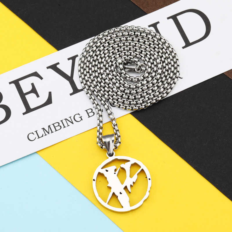 抖音同款vlone藤原浩闪电联名嘻哈吊坠夜店潮饰男霸气v字钛钢项链