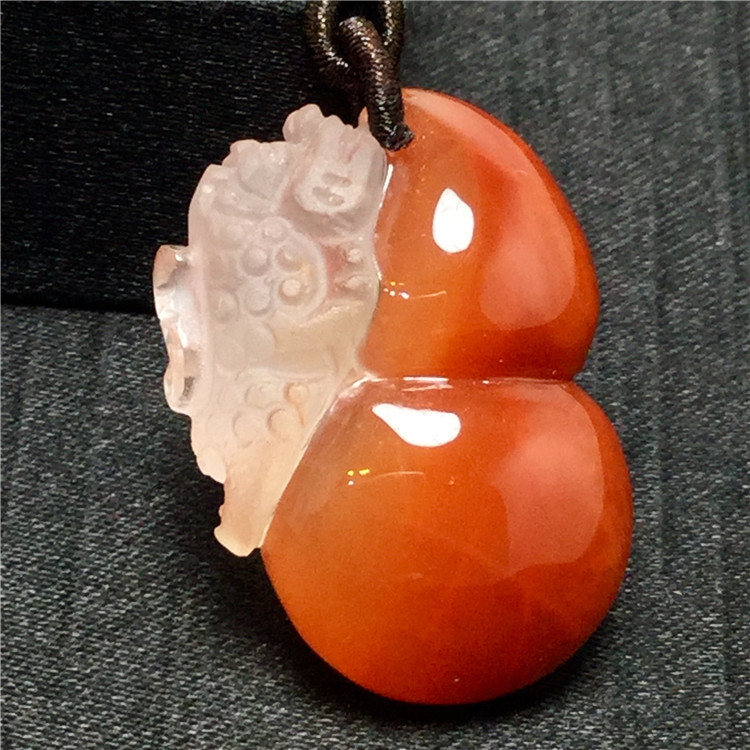 东海水晶天然俏色红兔毛红水晶葫芦貔貅吊坠