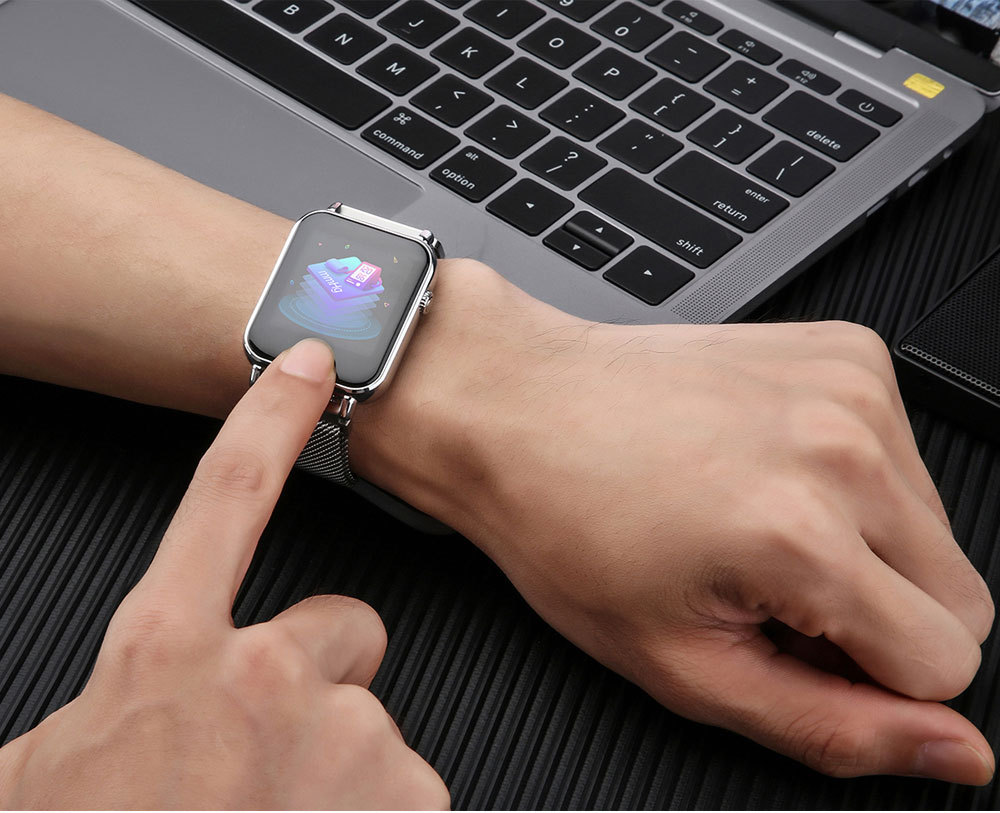 手环拒接电话,支持app空中升级,个性化设置,音乐控制,码表,自定义手环