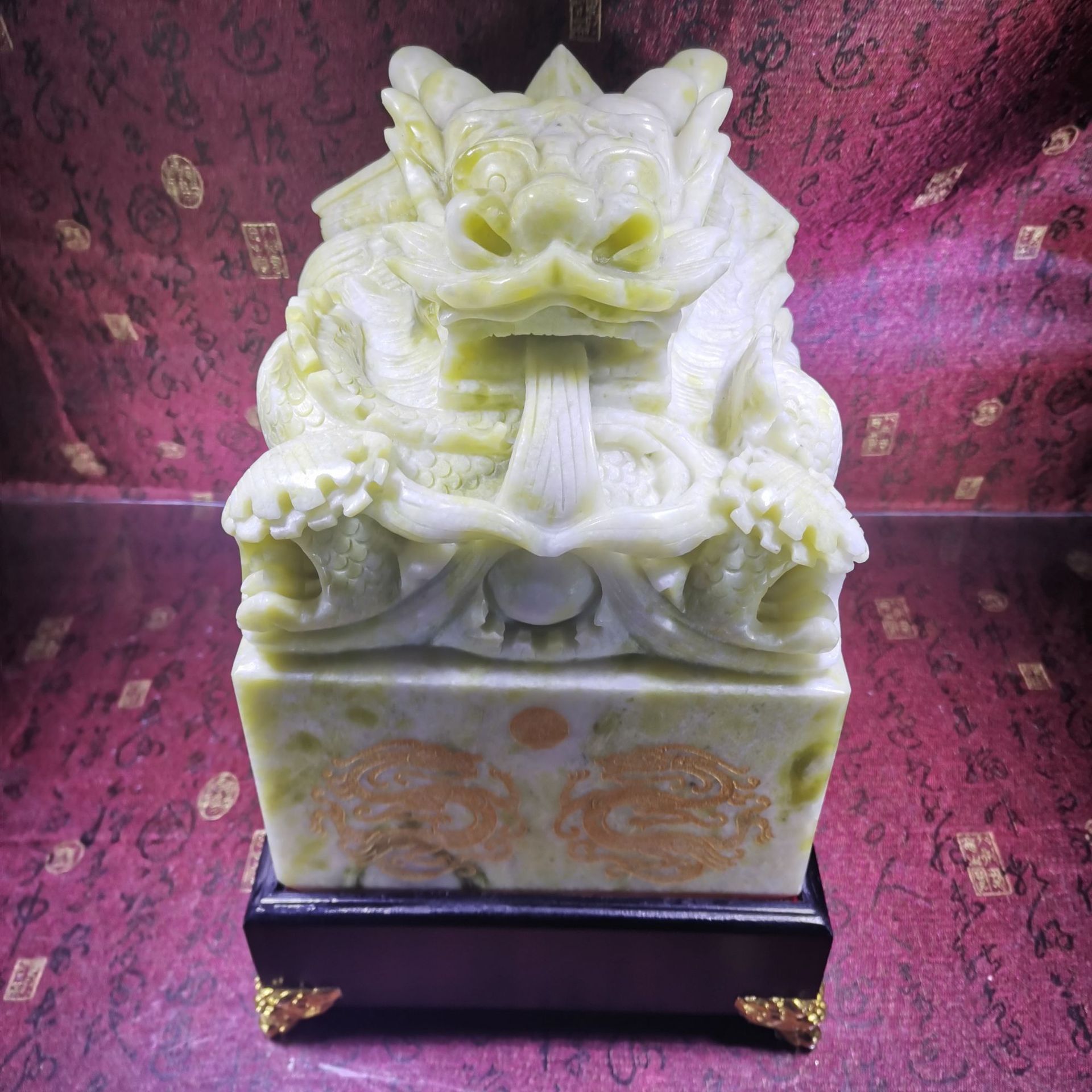 天然玉器 九龙玉玺 印章 高端 商务 工艺品摆件 招财 家居 办公桌