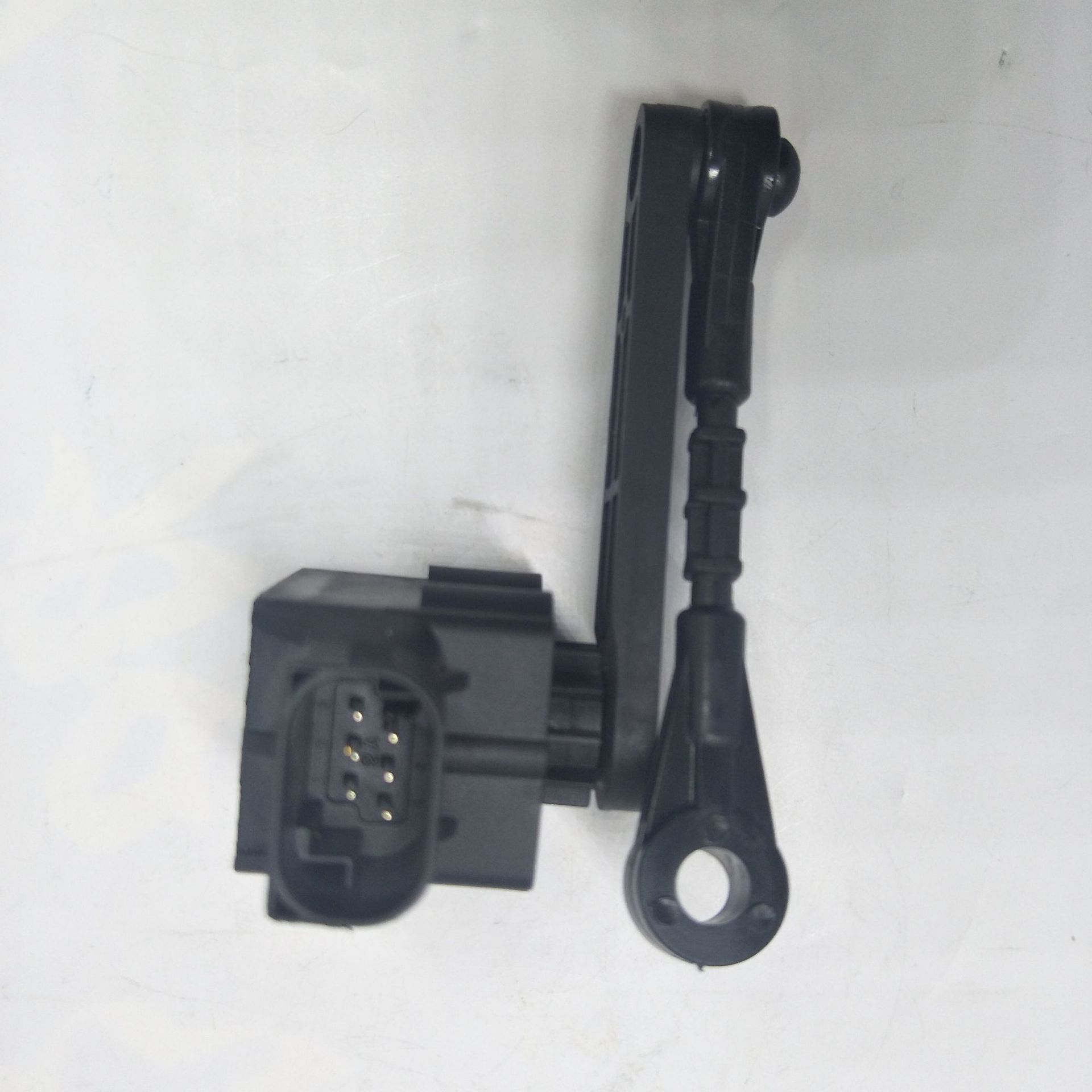 高度传感器悬架高度传感器适用于路虎揽胜 lr020473左前