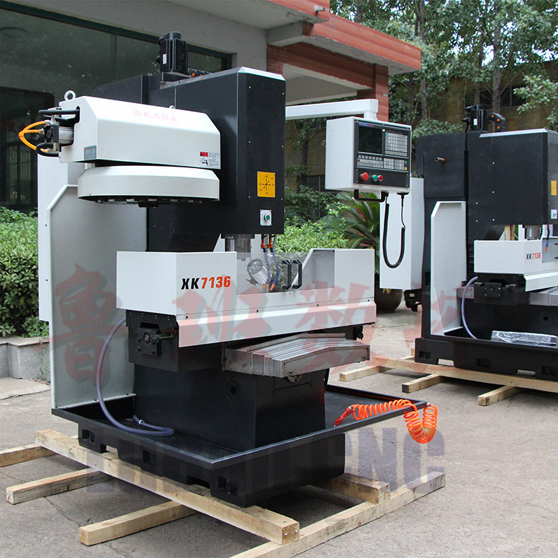 小型数控铣床7136厂家直销带16把斗笠刀库台湾丹铨主轴8000转