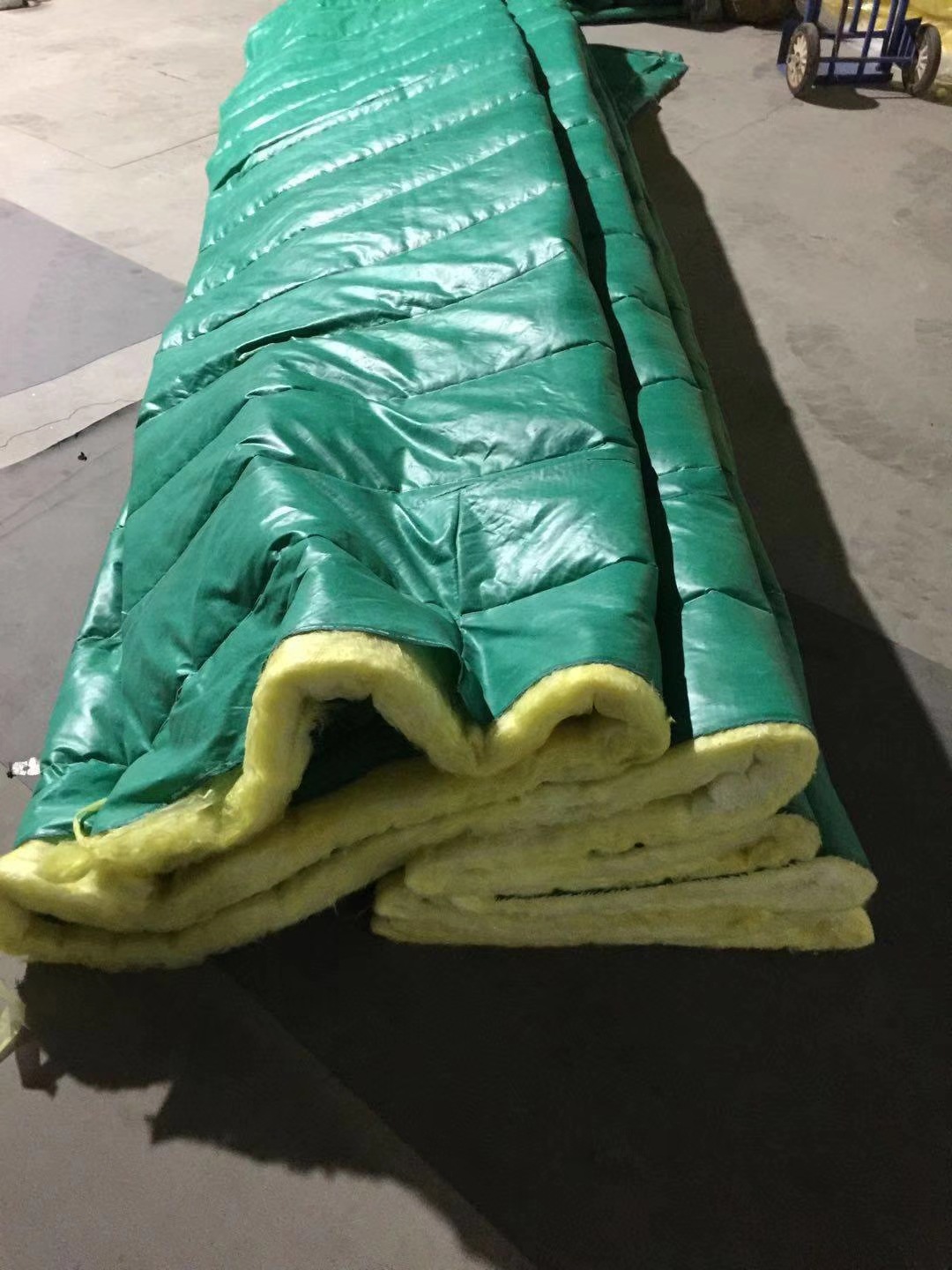 三防保温被混凝土保温被多次使用 岩棉保温被 阻燃防水保温被