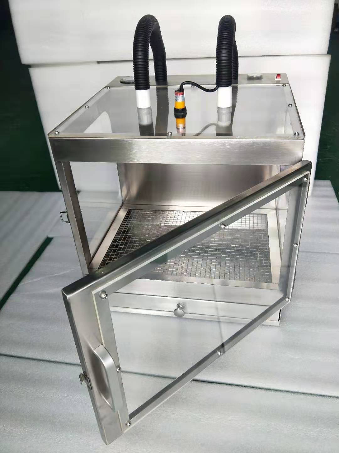 jf8801静电除尘箱线路板除尘箱